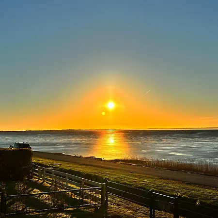 Noa Aan Zee Campsite